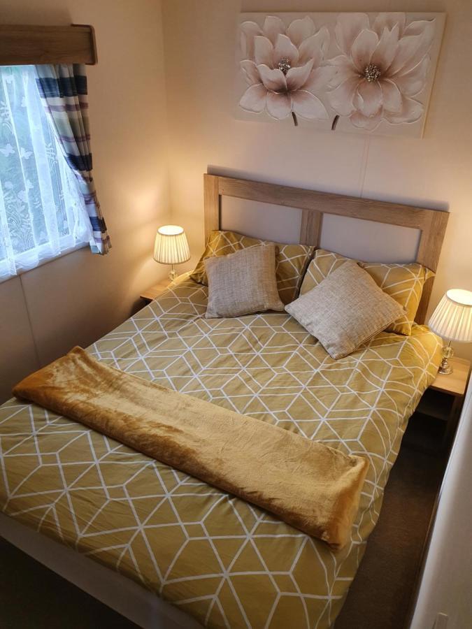 Relaxing Breaks With Hot Tub At Tattershal Lakes 3 Bedroom Tattershall Bagian luar foto